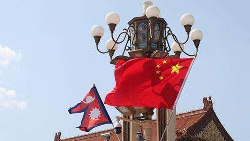为什么中国放过尼泊尔而没有占领它？印度人挑拨中尼关系引发尼网友的警惕