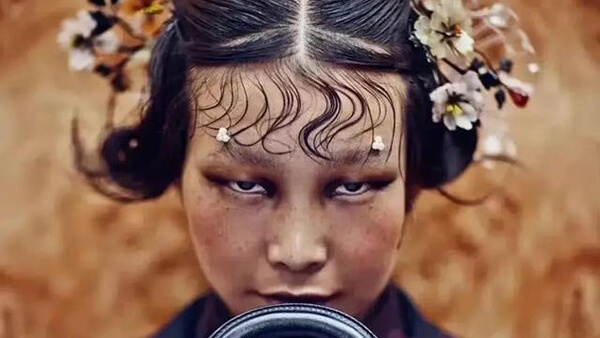 知名摄影师陈漫为迪奥拍摄的中国女性摄影图引发争议，是刻意丑化，还是国人太敏感？