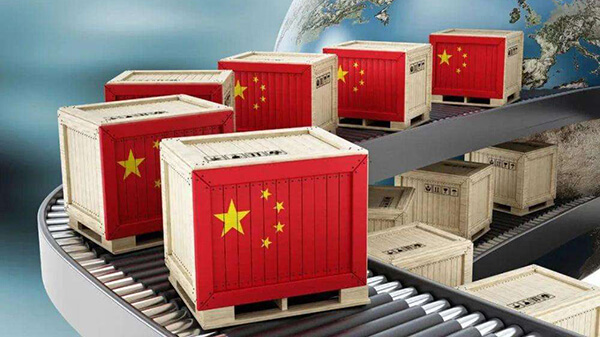 人们如何看待苹果和其他大公司现在将工厂从中国迁往越南的做法？工厂搬迁有那么简单吗？