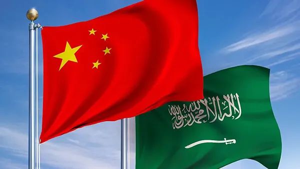 中国领导人访问沙特成果丰硕，如果沙特进一步朝中国靠拢，美国将如何反应？